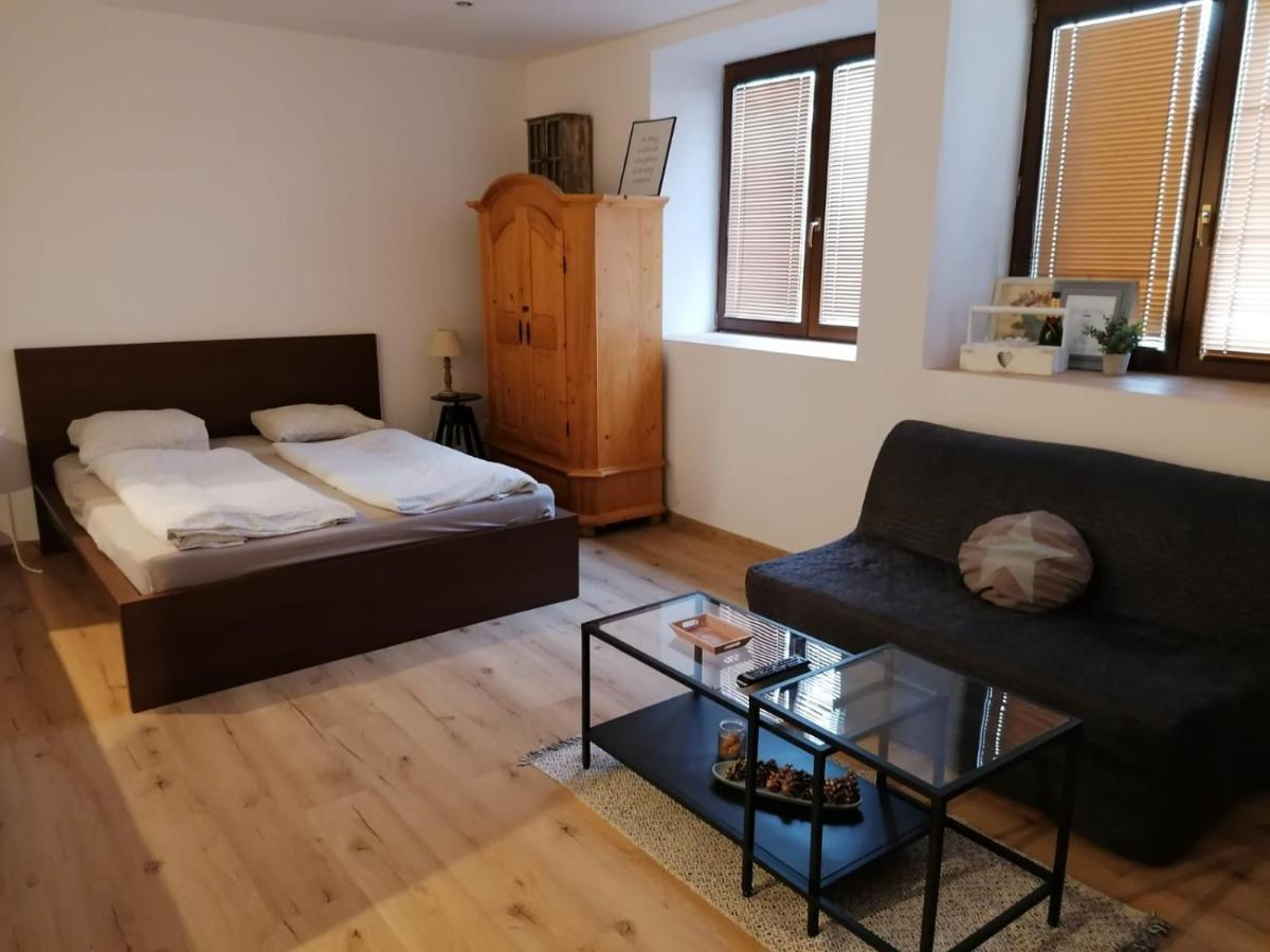 Apartment Dubnica Prejta Дубница-над-Вагом Экстерьер фото